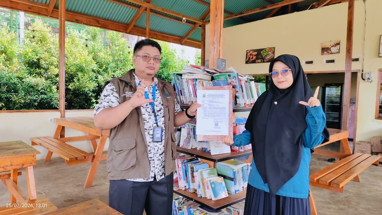 Memperkuat Akar Literasi Mandiri: Relima Perpusnas RI Lokus Sijunjung Sambangi TBM Rumah Baca Cendekia Muslim