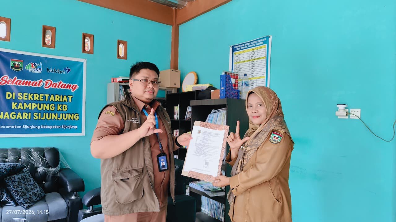 Meningkatkan Standar Layanan Literasi : Relima Perpusnas RI Lokus Sijunjung Lakukan Inventarisasi di Perpustakaan Puti Sijunjung