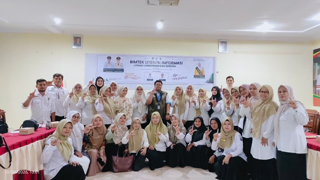 Guru SD Sijunjung Melek Digital : Relima Perpusnas RI Lokus Sijunjung Gelar Bimtek Literasi Informasi